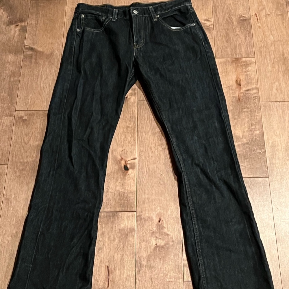 cute low rise somewhat flare jeans.